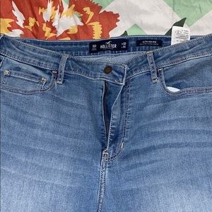 Hollister jeans